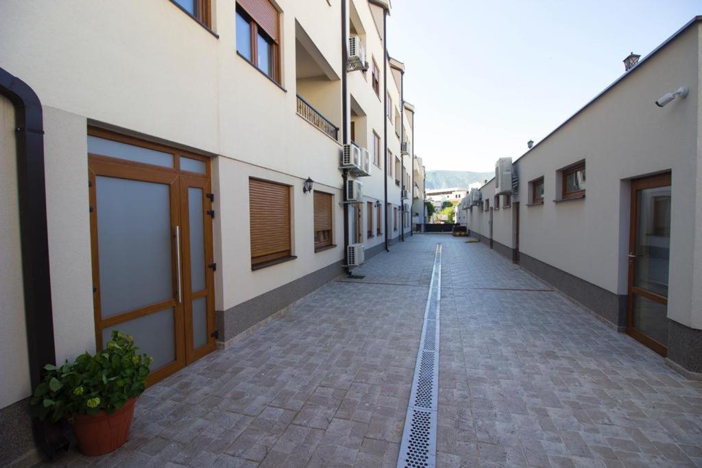 Apartment Divine Mostar Exterior foto